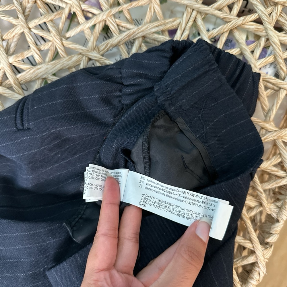 ‼️ RESERVED ‼️ ZARA PINSTRIPE PANTS - Picture 6 of 8